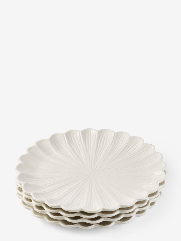Set of 4 White Daisy Flower Dinner Plates - Image 4 of 4