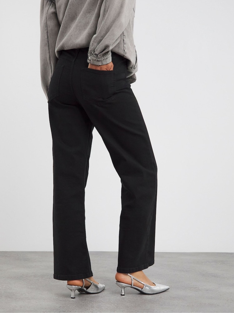 Schwarz - Simply Be 24/7-Jeans mit weitem Bein - Bild 2 von 3 Schwarz - Simply Be 24/7-Jeans mit weitem Bein - Bild 2 von 3
