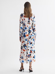 Reiss Blue Niyah Printed Tie Neck Midi Dress - Image 5 of 5