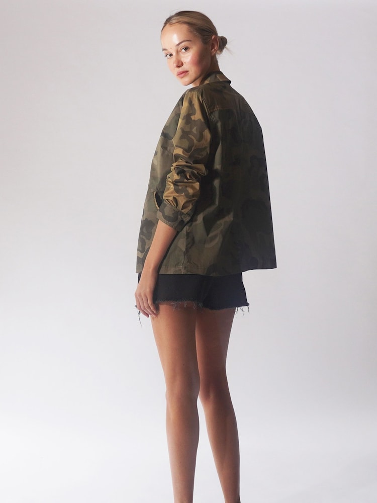 Religion Green 100% Cotton Lightweight Camo Print Cargo Shacket - Image 2 of 6