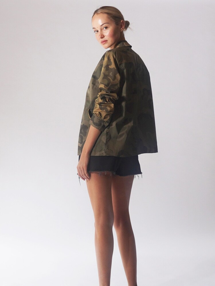 Religion Green 100% Cotton Lightweight Camo Print Cargo Shacket - Image 2 of 6 Religion Green 100% Cotton Lightweight Camo Print Cargo Shacket - Image 2 of 6