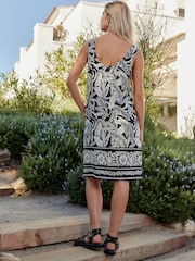 Black on White Linen Blend Sleeveless Shift Dress - Image 3 of 6