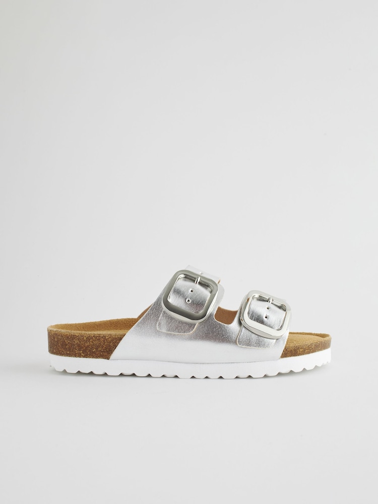 Silber-Metallic - Sandalen mit Korkfußbett und zwei Riemen - Bild 2 von 7 Silber-Metallic - Sandalen mit Korkfußbett und zwei Riemen - Bild 2 von 7