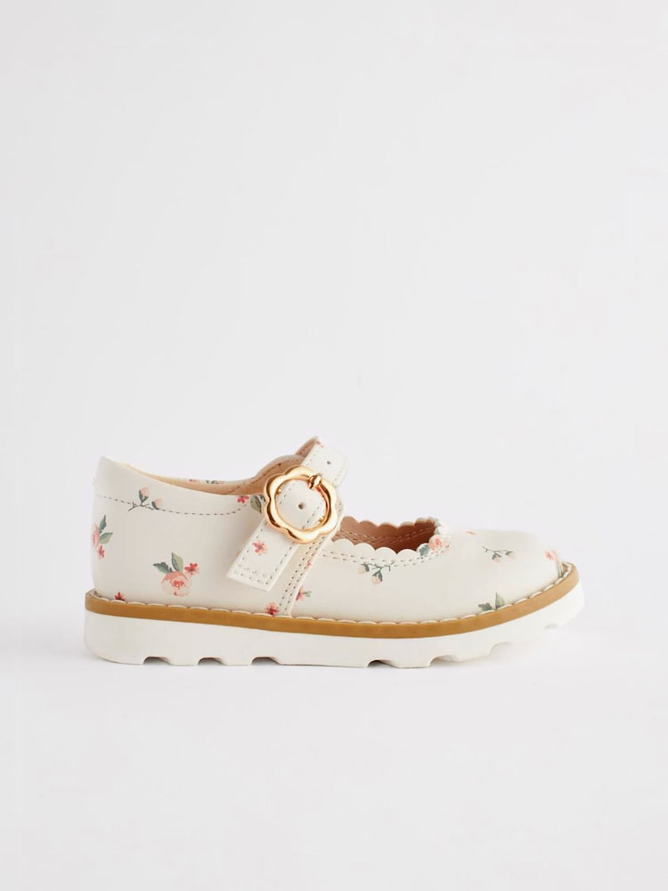 Weißes mit floralem Muster - Mary-Jane-Schuhe - Bild 2 von 6 Weißes mit floralem Muster - Mary-Jane-Schuhe - Bild 2 von 6