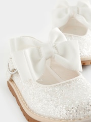 White Glitter Bow Standard Fit (F) Mary Jane Flower Girl Touch Fastening Bow Shoes - Image 5 of 5