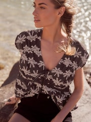 Black with Tan Broderie V-Neck Lace Detail Short Sleeve Top - Image 2 of 6
