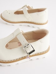 White Standard Fit (F) T-Bar Adjustable Buckle Shoes - Image 4 of 6
