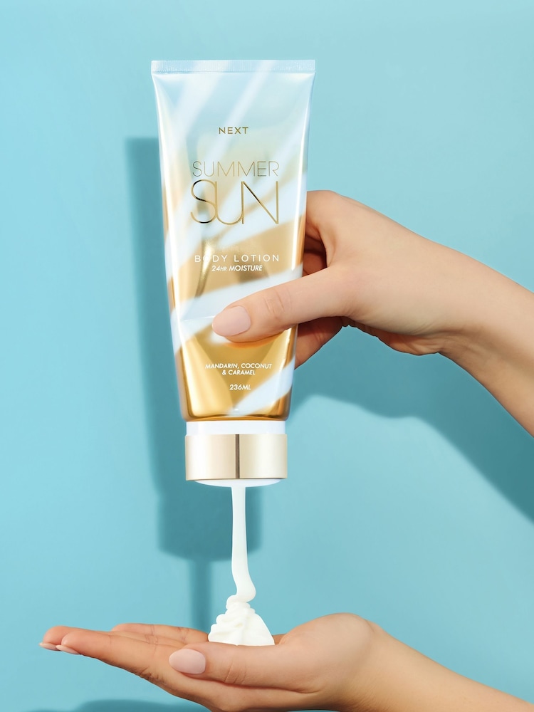 24hr Moisturising Body Lotion 236ml - Image 2 of 3