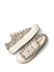 أحذية رياضية منخفضة طبعة جلد الفهد موديل Chuck Taylor All Star Lift Ox من Converse - صورة 9 من 16