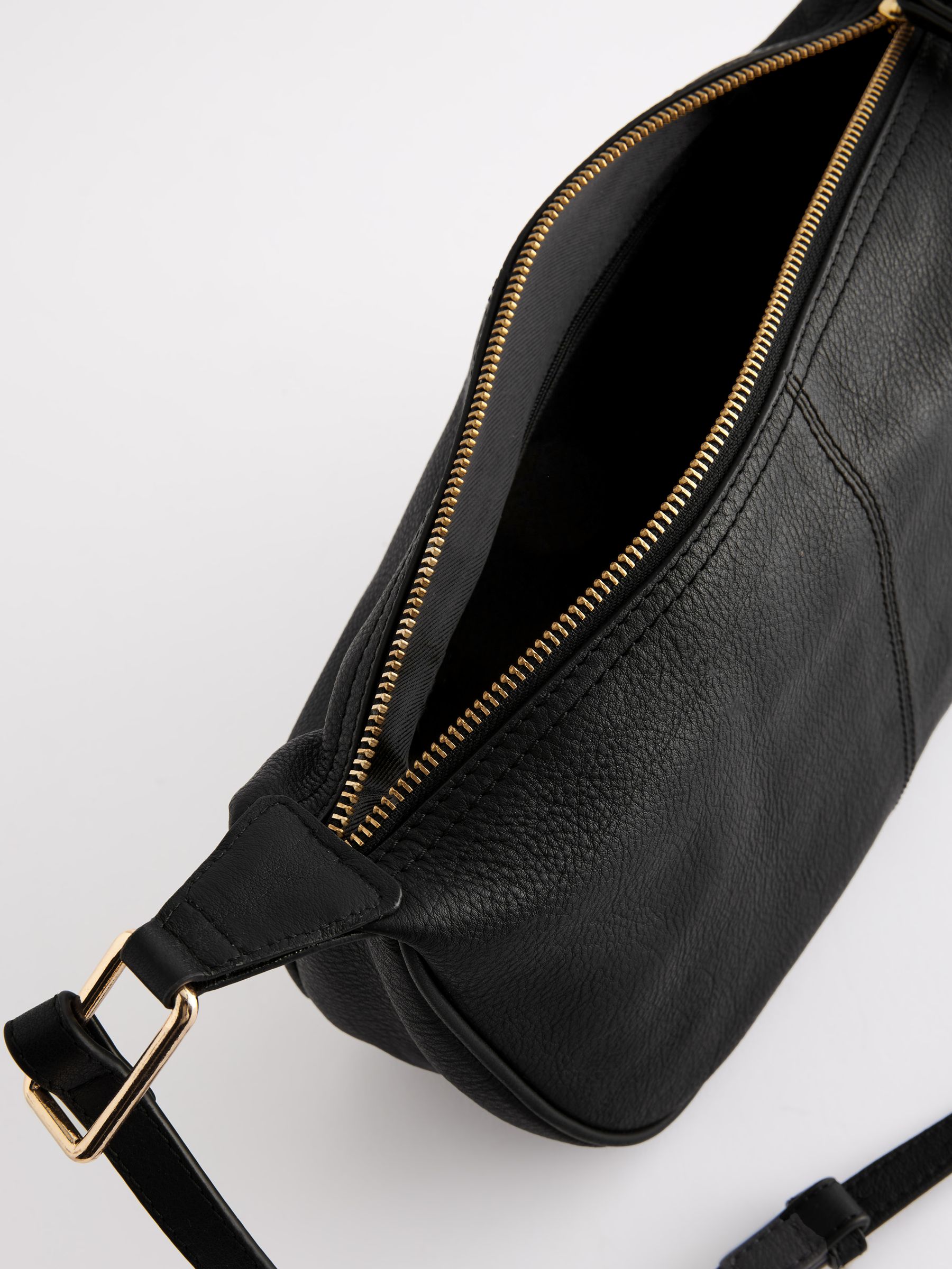 Black leather sling bag outlet