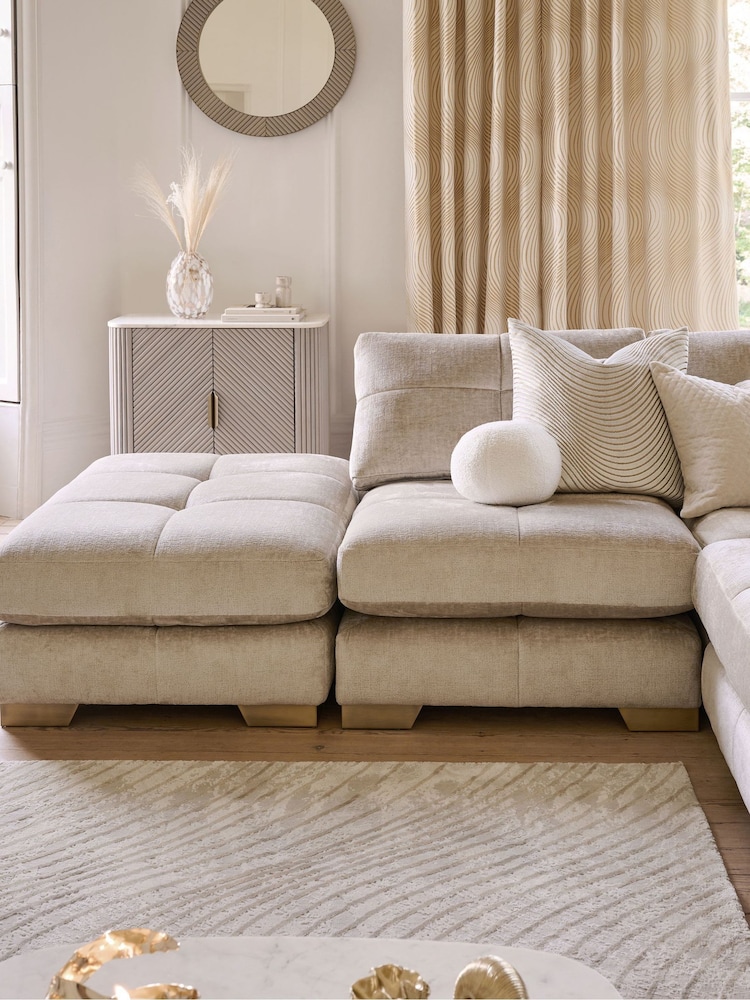 Velvet Curve 59 x 59cm Cushion - Image 2 of 6 Velvet Curve 59 x 59cm Cushion - Image 2 of 6
