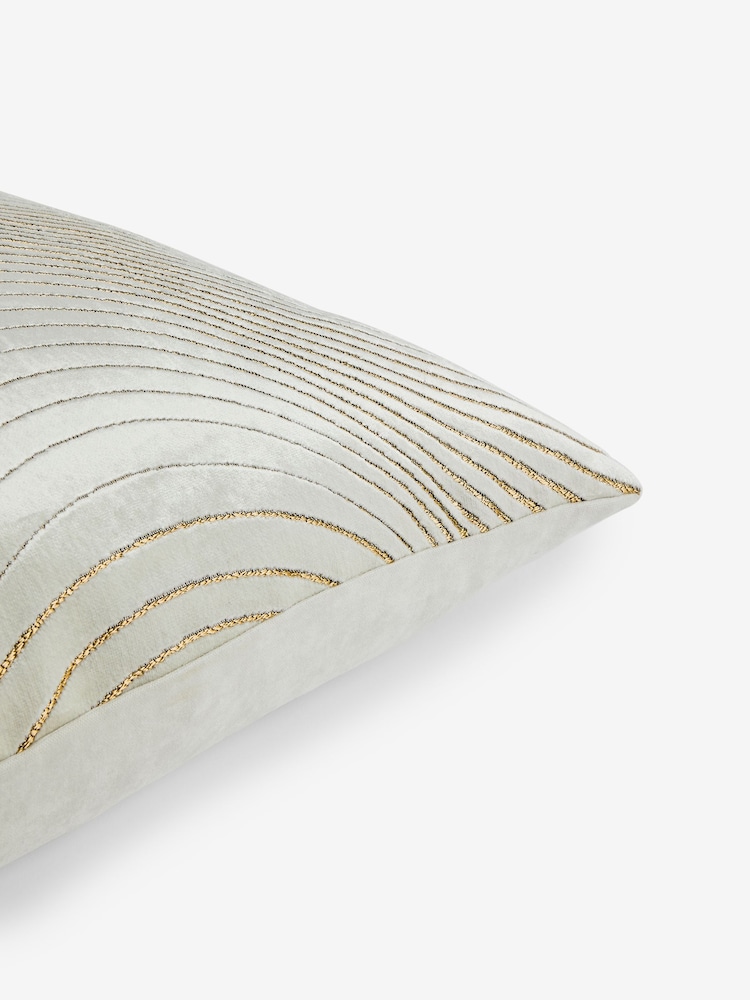 Velvet Curve 59 x 59cm Cushion - Image 6 of 6 Velvet Curve 59 x 59cm Cushion - Image 6 of 6