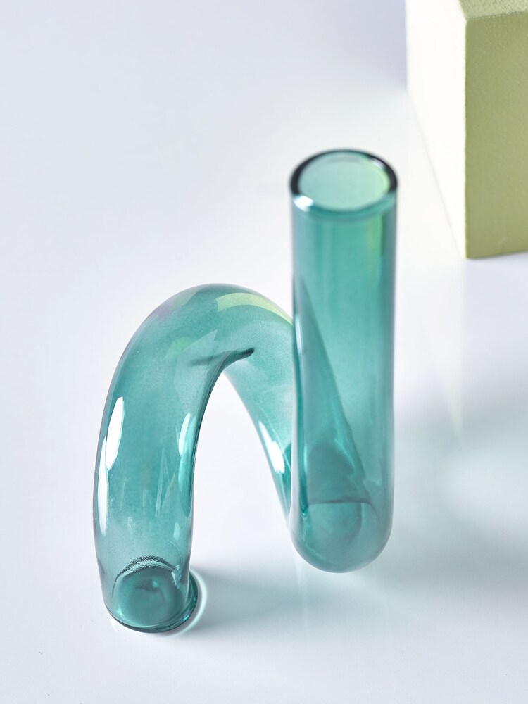 Novogratz Green Vase - Image 2 of 5 Novogratz Green Vase - Image 2 of 5