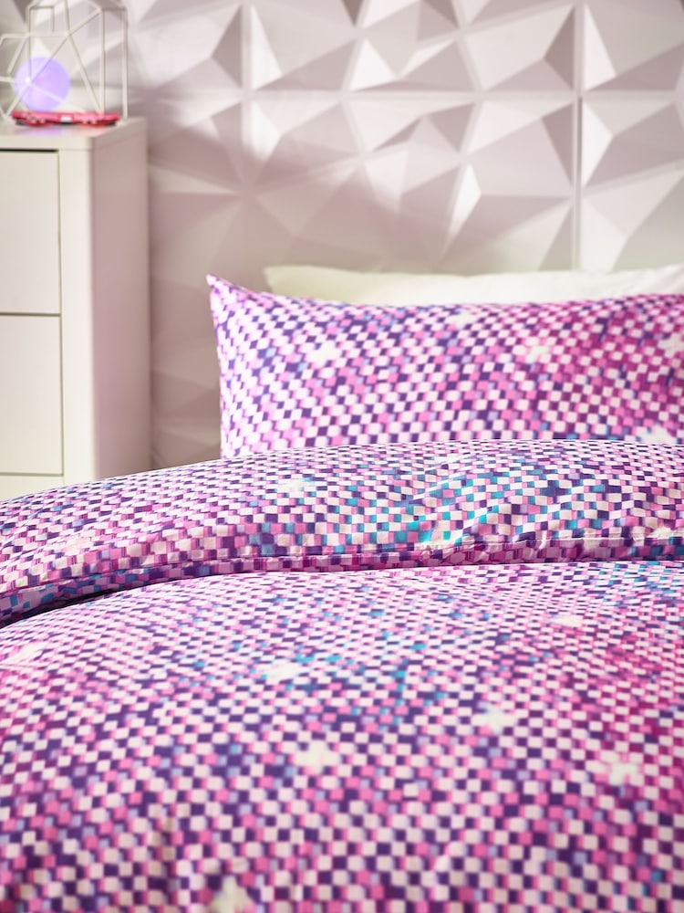 Purple Printed Polycotton Duvet Cover and Pillowcase Bedding - Image 2 of 6