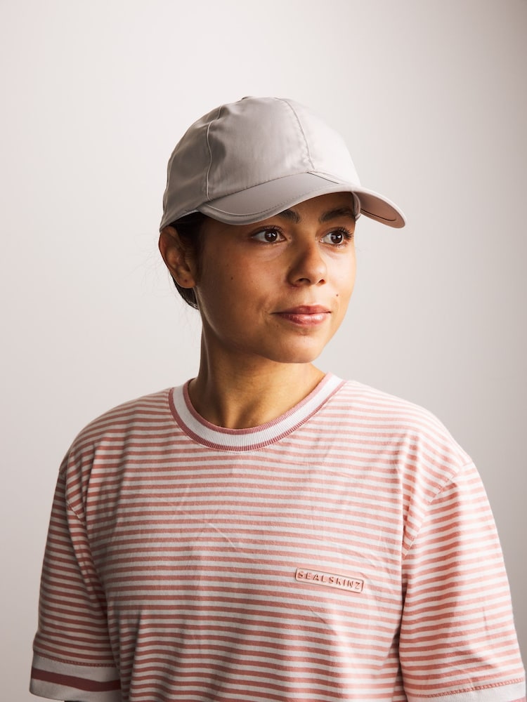 Sealskinz Salle Waterproof Foldable Peak Cap - Image 3 of 3