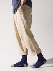 Sealskinz Mens Wroxham Bamboo Mid Length Waffle Socks - Image 2 of 2