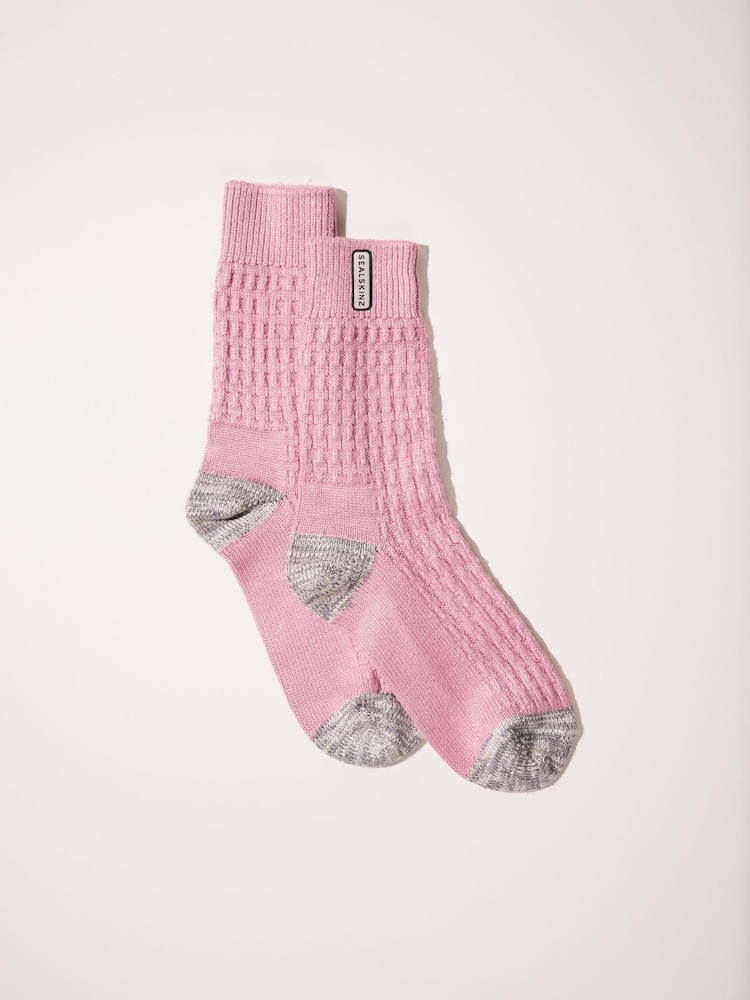 Sealskinz Womens Wroxham Bamboo Mid Length Waffle Socks - Image 1 of 2
