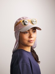 Sealskinz Outwell Waterproof Foldable Peak Cap With Neck Protector - Image 4 of 5