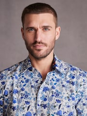 White/Blue Floral Signature Made With Italian Fabric Printed Short Sleeve Shirt - Image 4 of 7