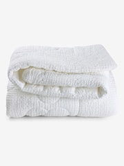 White Textured 100% Cotton Quilted Daisy Throw - Image 6 of 6
