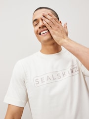 Sealskinz Litcham Icon Uv Protection T-Shirt - Image 4 of 7
