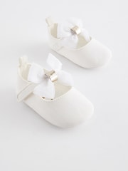 أبيض عاجي - حذاء Padders مزيّن بفيونكة للبنات من Baker By Ted Baker - صورة 1 من 5