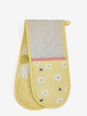 Yellow Bee And Daisy Oven Gloves - Image 3 of 3