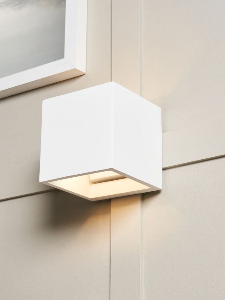 BHS White Montilla Up Down Paintable Plaster Wall Light - Image 1 of 5