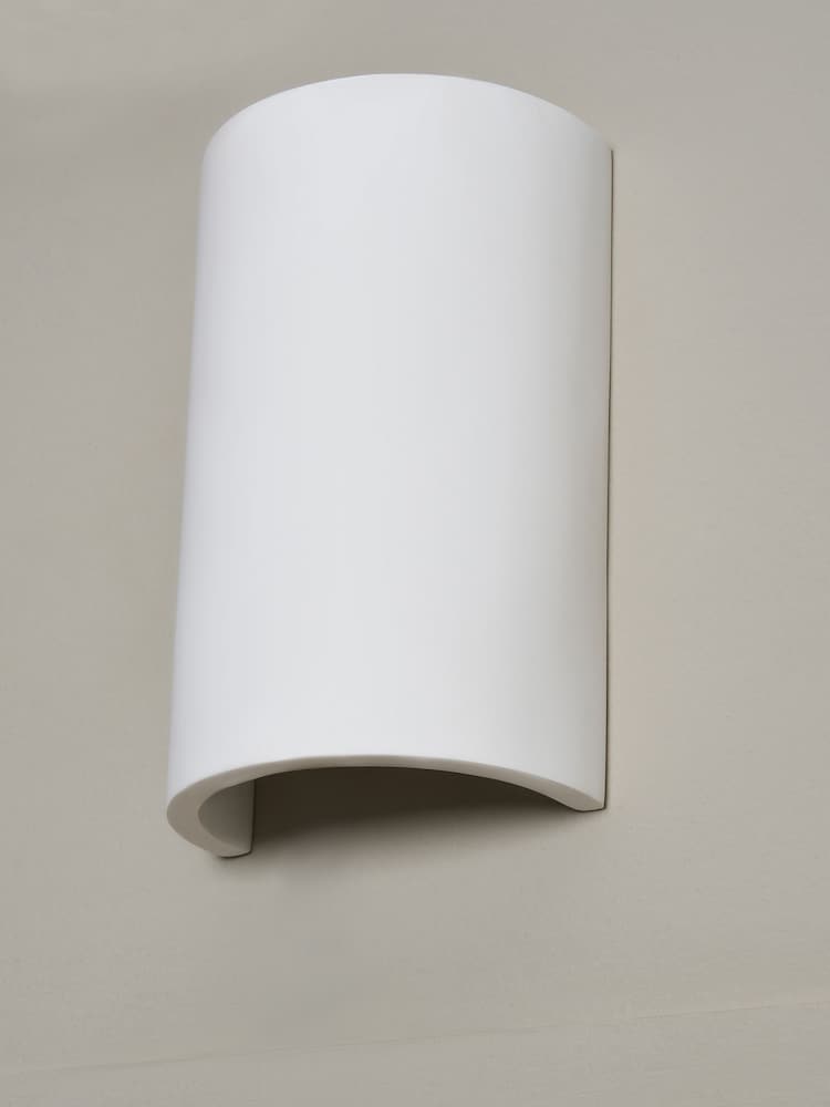 BHS White Martos Up Down Paintable Plaster Wall Light - Image 2 of 7