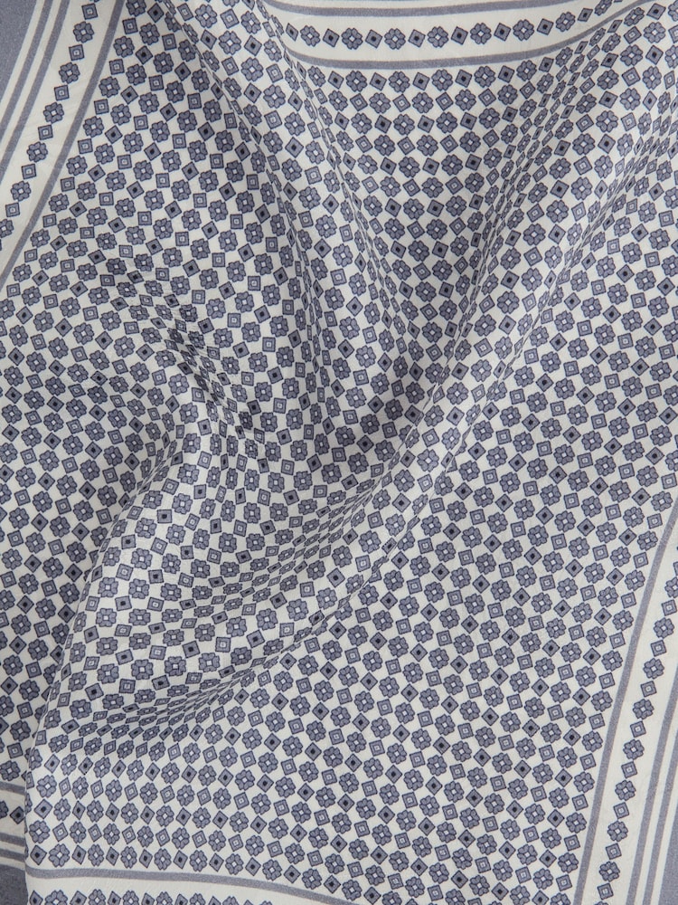 Reiss Steel Grey Montecristo Silk Printed Pocket Square - Image 5 of 5