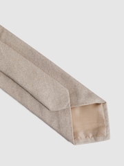 Reiss Oatmeal Melange Cres Brushed Cotton Herringbone Tie - Image 4 of 5