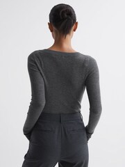 Reiss Grey Marl Sian Knitted Fitted Top - Image 5 of 5