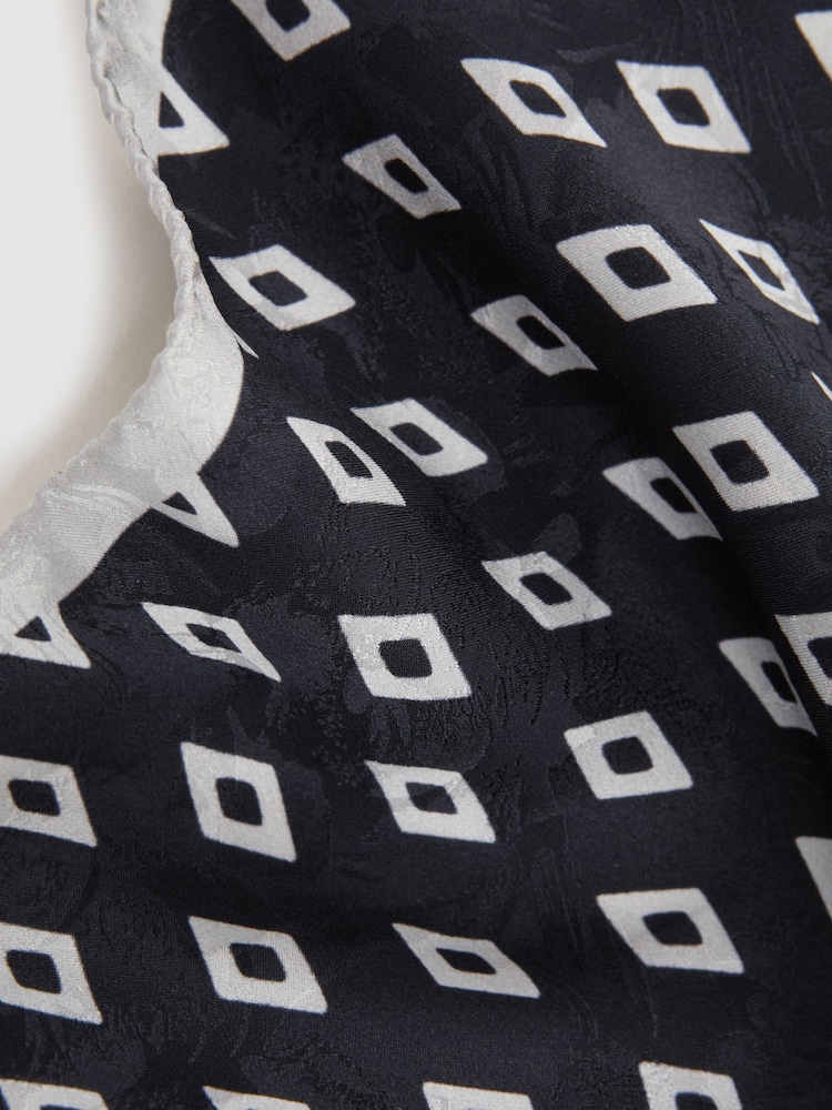 Reiss Midnight Filicudi Silk Diamond Pocket Square - Image 5 of 5