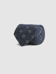 Reiss Navy Capraia Textured Silk Medallion Tie - Image 3 of 6