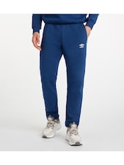 Azul de Ground - Pantalones de chándal Club Leisure de Umbro - Imagen 1 de 5