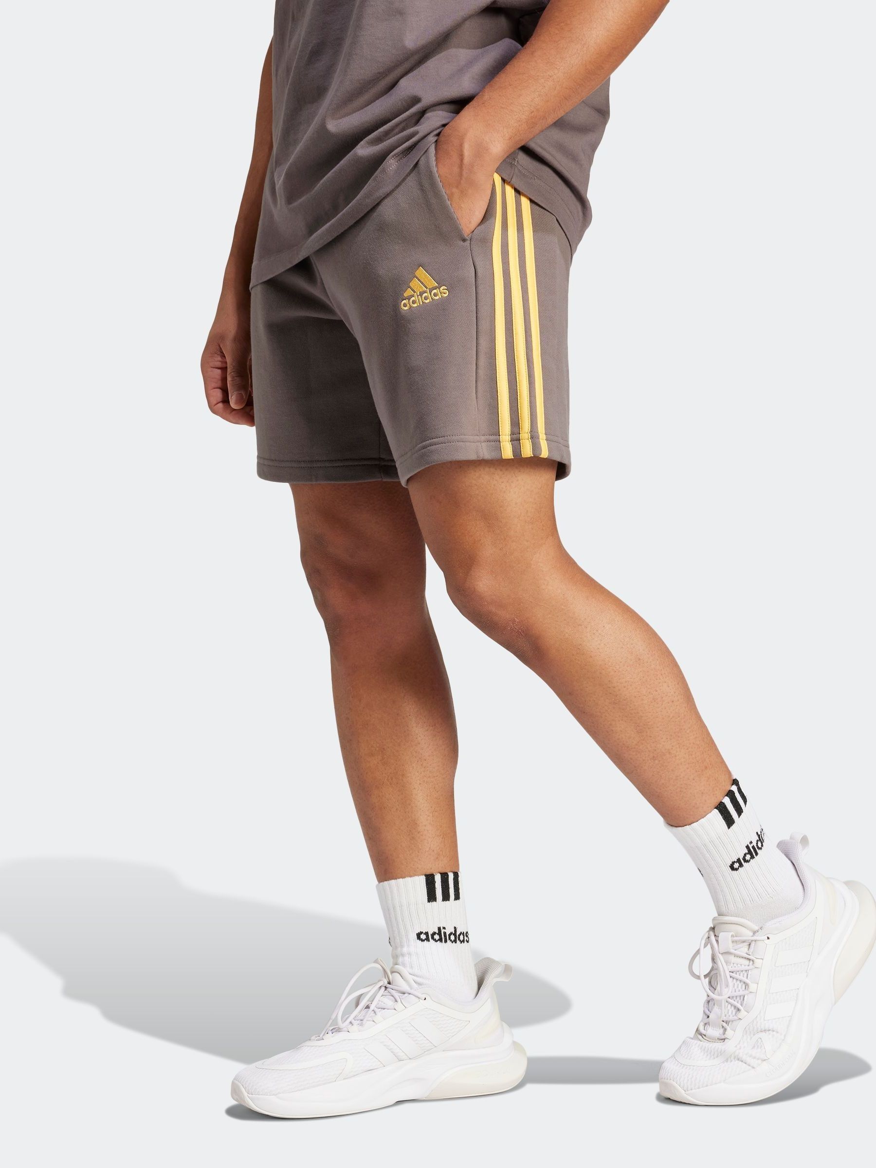 ● ADIDAS ● TERRY 3S Shorts Adidas Essentials French Terry 3 Stripes Shorts Czarne