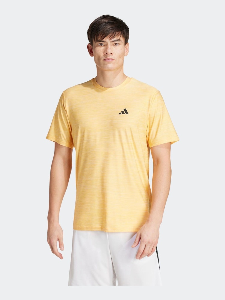 Orange - adidas Train Essentials Training T-Shirt mit Stretch - Bild 1 von 7