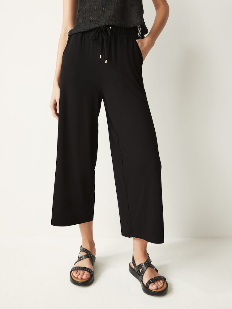 Schwarz - Culotte aus Jersey - Bild 1 von 8