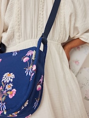 حقيبة ماسنجر كبيرة مقوسة من Cath Kidston - Image 7 of 13