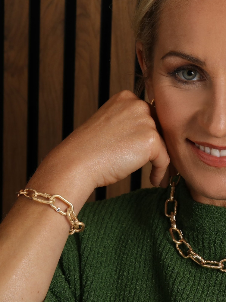 Bibi Bijoux Gold Tone 'Courage' Chunky Chain Bracelet - Image 2 of 2