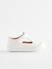 White Wide Fit (G) Crawler T-Bar Shoes - Image 2 of 5