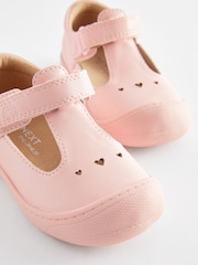 Pink Standard Fit (F) Crawler T-Bar Shoes - Image 3 of 5