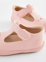 Pink Standard Fit (F) Crawler T-Bar Shoes - Image 4 of 5