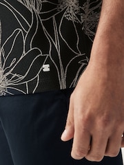 Black/White Floral 100% Cotton Print Textured Polo Shirt - Image 5 of 8