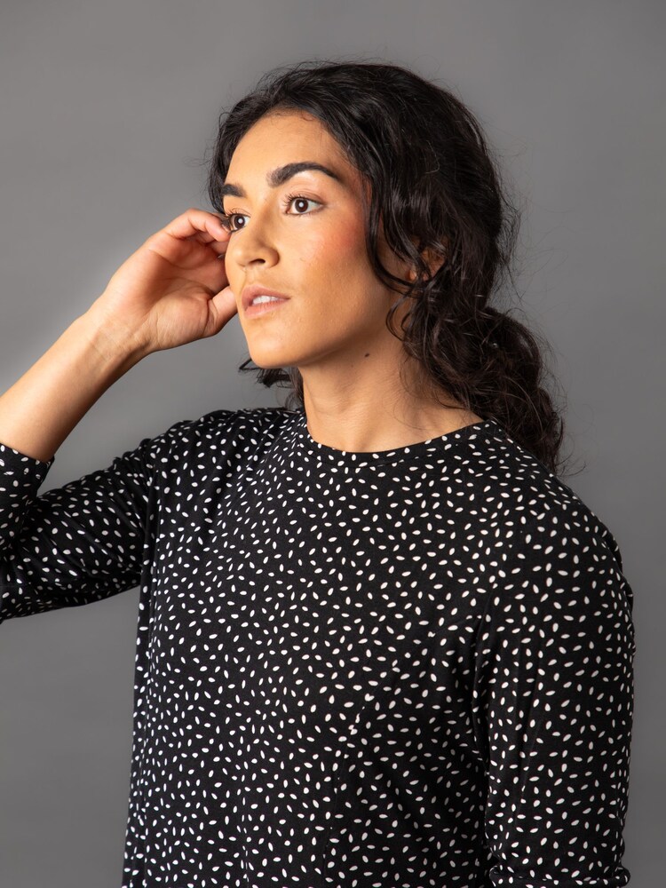 Lakeland Leather Lillith Drop Print Jersey Skater Black Dress - Image 6 of 6