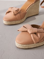Camel Signature Leather Closed Toe Bow Wedges - Image 4 of 6