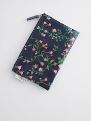 Marineblau mit floralem Muster - Cath Kidston, flache Geldbörse mit Reißverschluss aus 100 % Baumwolle - Bild 1 von 3