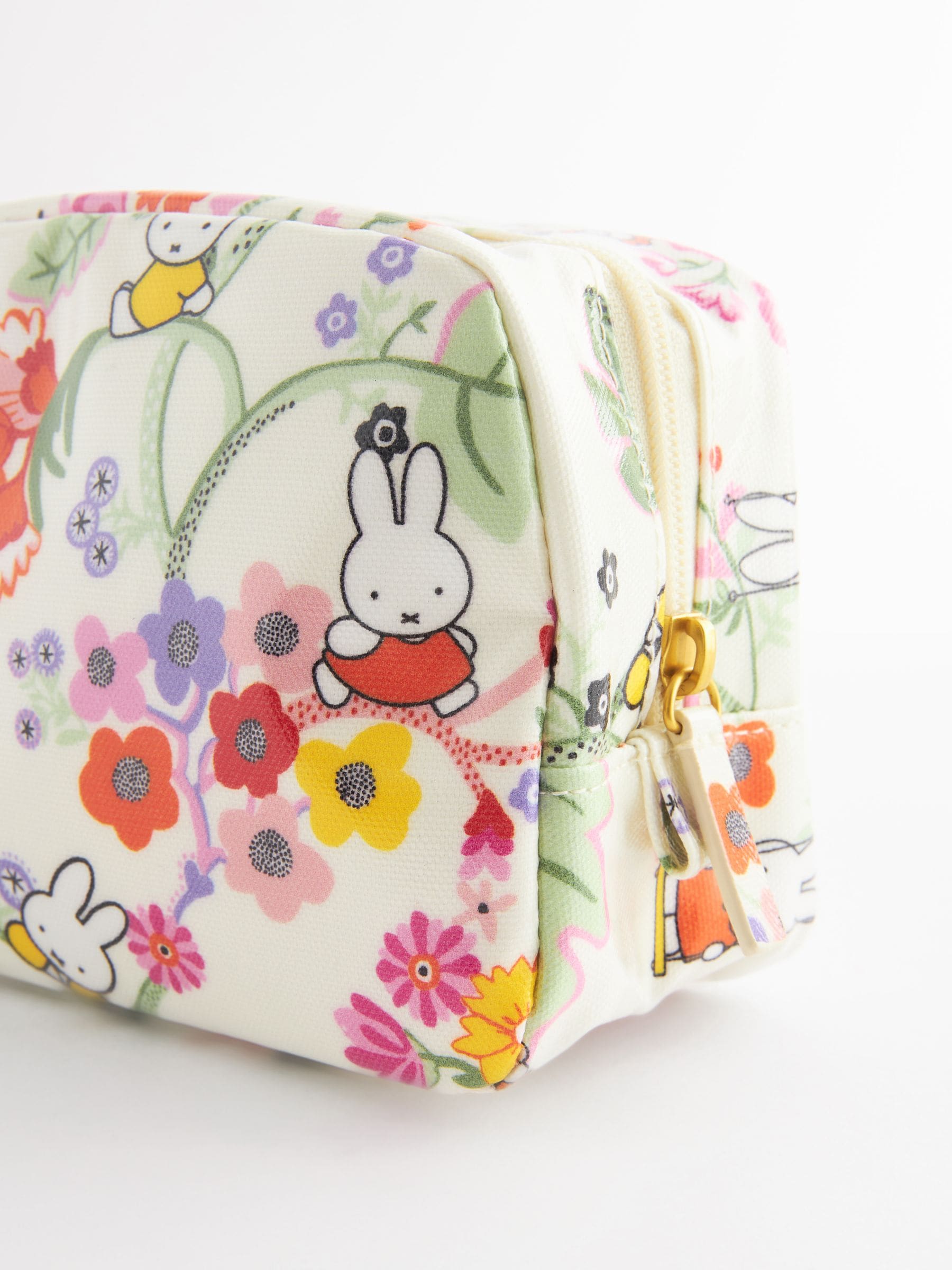 Cath kidston cosmetic bag clearance