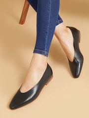 Schwarz - Jones Bootmaker Leather Pumps - Bild 1 von 6