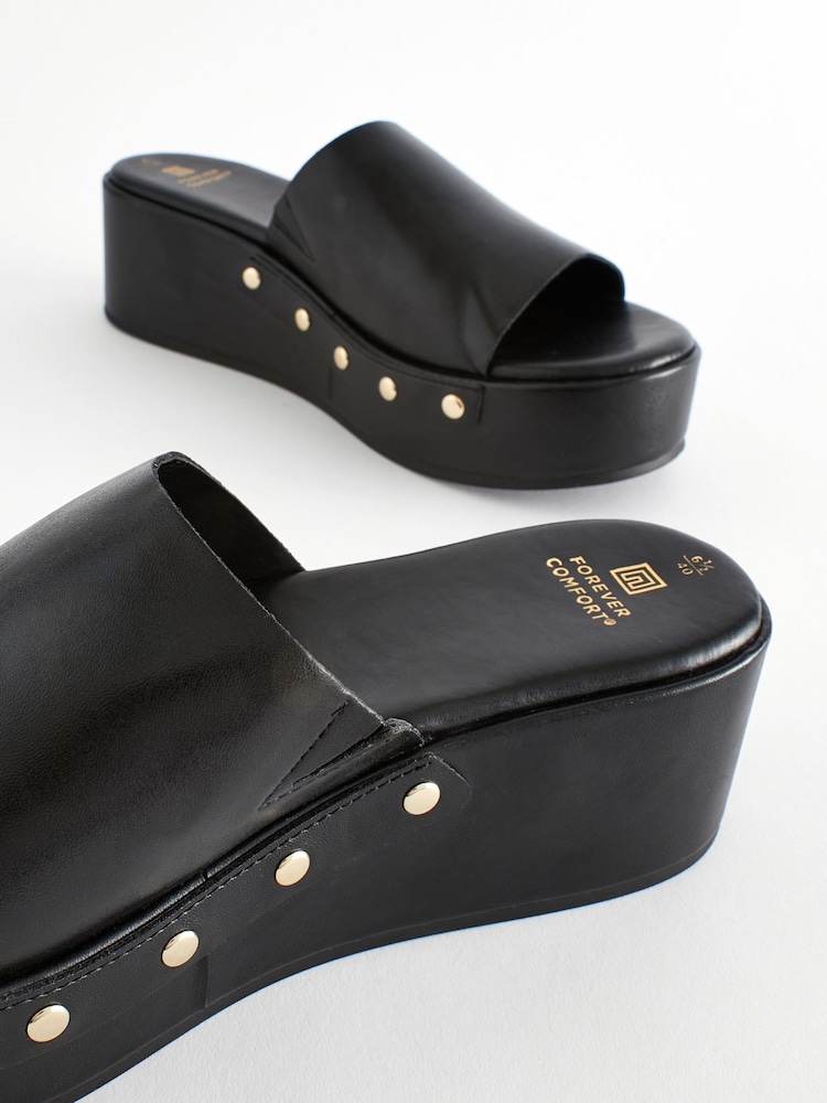 Schwarz - Forever Comfort® Pantoletten mit Keilabsatz und Nieten - Bild 7 von 7